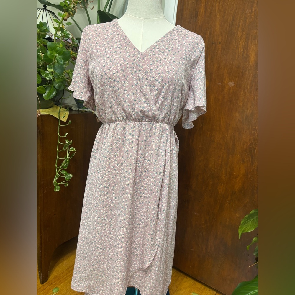 Sienna Sky Floral Pink Wrap Dress size medium